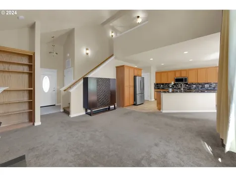 5530 King Arthur Court Eugene OR 97402