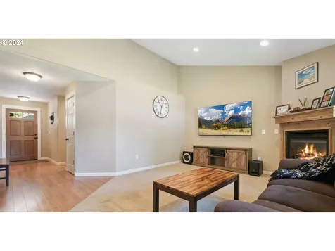 16385 Front Avenue Oregon City OR 97045