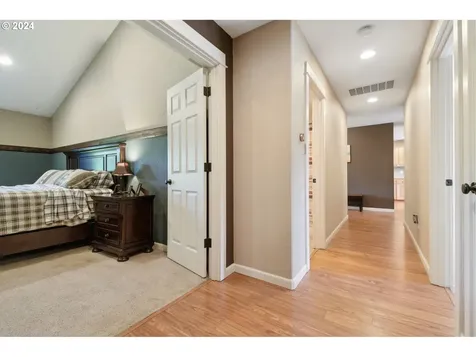 16385 Front Avenue Oregon City OR 97045