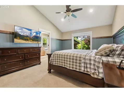16385 Front Avenue Oregon City OR 97045