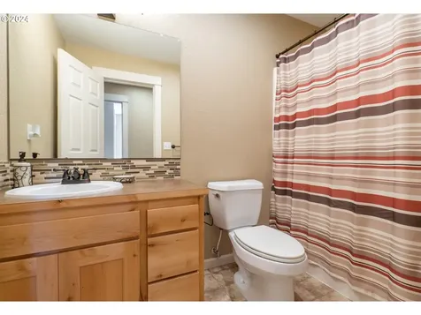 16385 Front Avenue Oregon City OR 97045