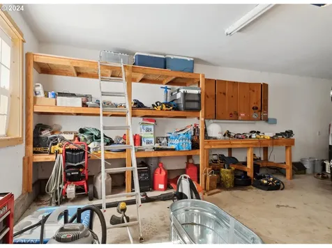 16385 Front Avenue Oregon City OR 97045