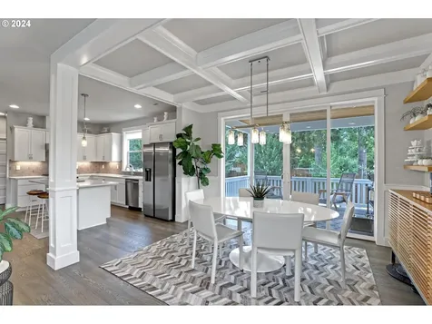 5325 Sw 50th Avenue Portland OR 97221