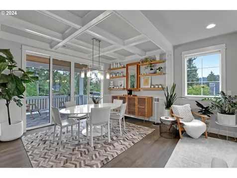 5325 Sw 50th Avenue Portland OR 97221