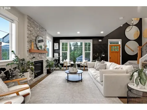 5325 Sw 50th Avenue Portland OR 97221