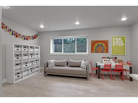 5325 Sw 50th Avenue Portland OR 97221