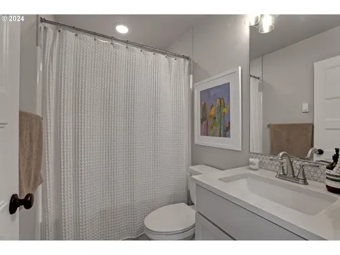 5325 Sw 50th Avenue Portland OR 97221