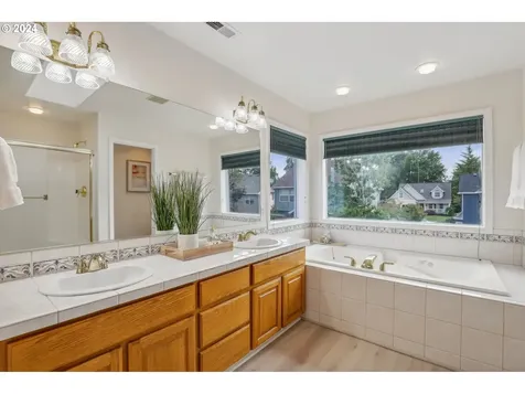 2616 Ne Nova Avenue Hillsboro OR 97124