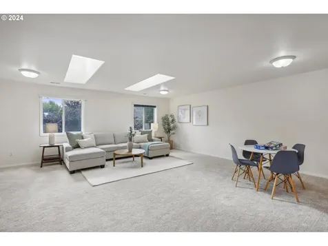 2616 Ne Nova Avenue Hillsboro OR 97124