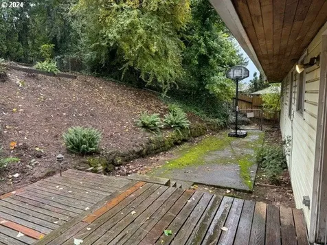 840 NW Battaglia Avenue Gresham OR 97030