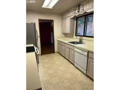 840 NW Battaglia Avenue Gresham OR 97030
