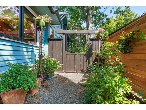 7105 Se 22nd Avenue Portland OR 97202