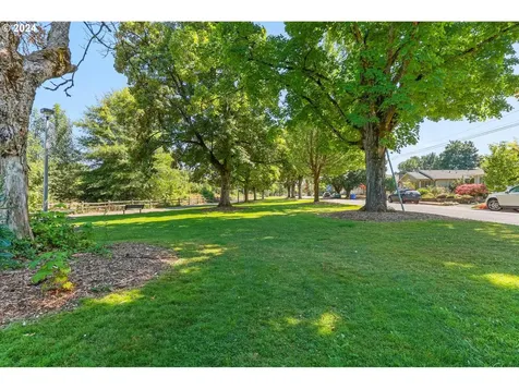 7105 Se 22nd Avenue Portland OR 97202
