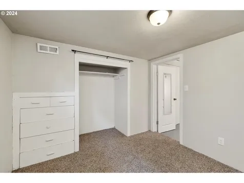 362 SW Oak Street Willamina OR 97396