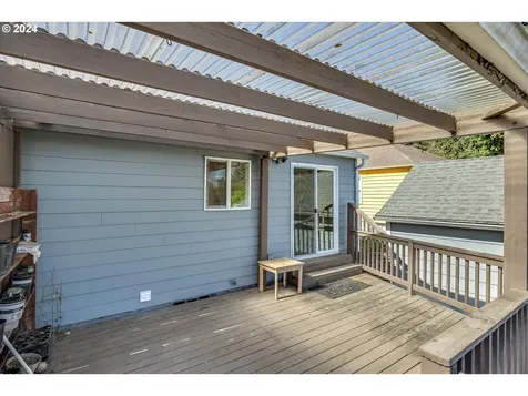 362 SW Oak Street Willamina OR 97396