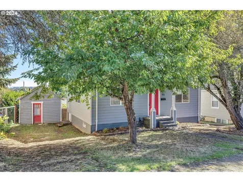 362 SW Oak Street Willamina OR 97396