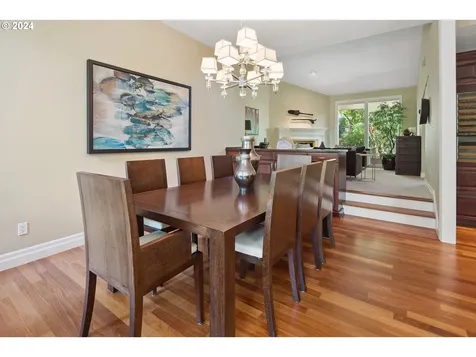 18034 Skyland Circle Lake Oswego OR 97034