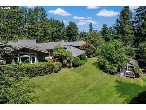18034 Skyland Circle Lake Oswego OR 97034