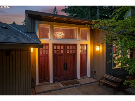 18034 Skyland Circle Lake Oswego OR 97034