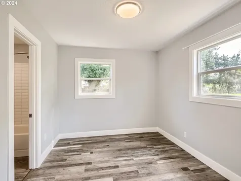 2310 SE 152nd Avenue Portland OR 97233