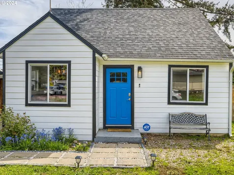 2310 SE 152nd Avenue Portland OR 97233
