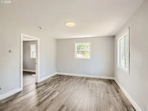 2310 SE 152nd Avenue Portland OR 97233