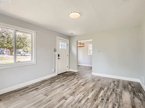 2310 SE 152nd Avenue Portland OR 97233