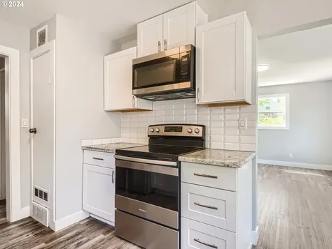 2310 SE 152nd Avenue Portland OR 97233
