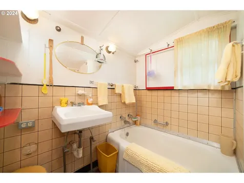 19045 Alder Street Rockaway Beach OR 97136