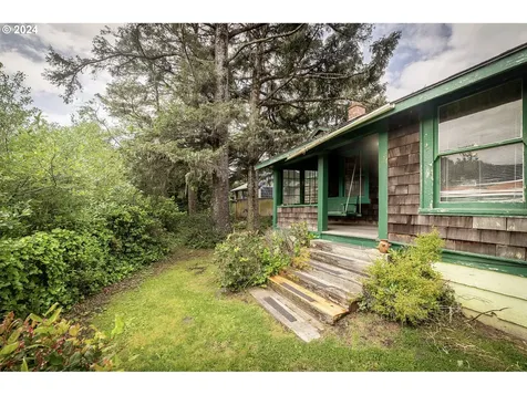19045 Alder Street Rockaway Beach OR 97136