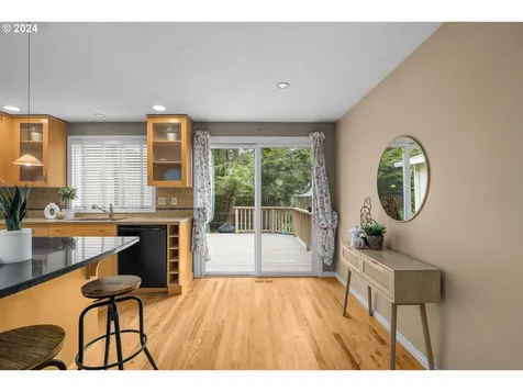 9633 Sw 53rd Avenue Portland OR 97219