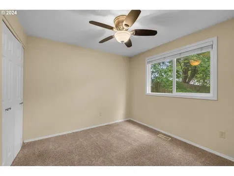 9633 Sw 53rd Avenue Portland OR 97219