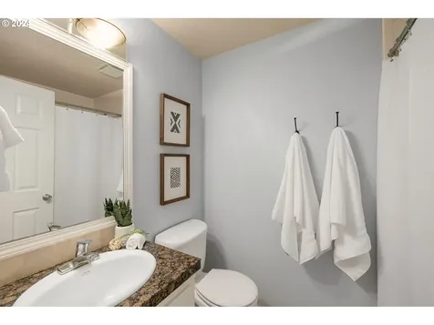 9633 Sw 53rd Avenue Portland OR 97219
