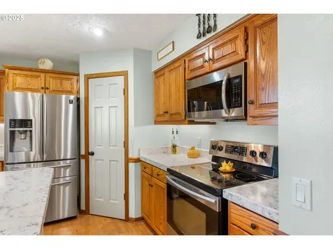 440 Sherman Court Hood River OR 97031