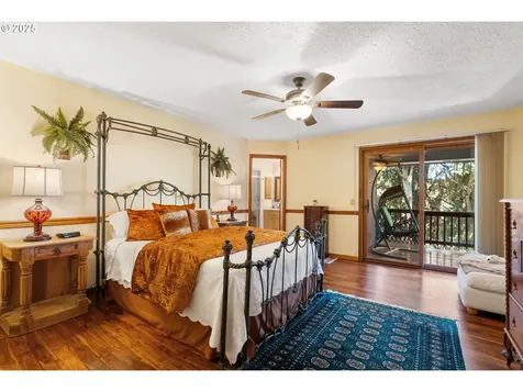 440 Sherman Court Hood River OR 97031