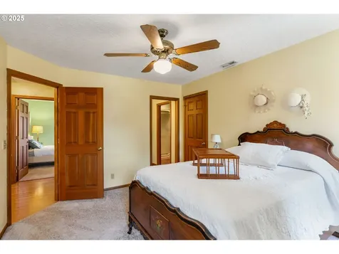 440 Sherman Court Hood River OR 97031