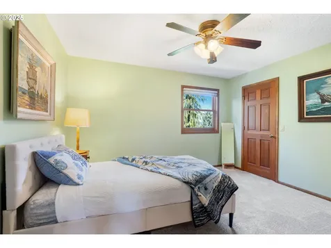 440 Sherman Court Hood River OR 97031