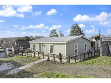 503 Scott Street Moro OR 97039