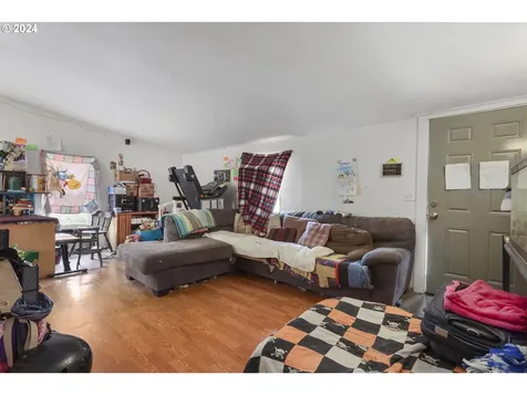 503 Scott Street Moro OR 97039