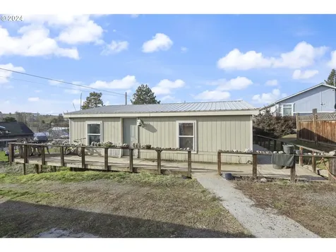 503 Scott Street Moro OR 97039