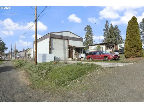 503 Scott Street Moro OR 97039