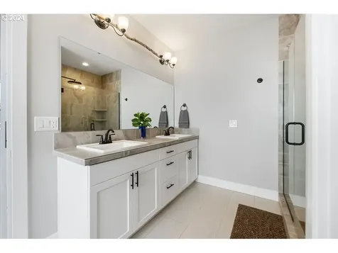 1642 S 50th Place Ridgefield WA 98642