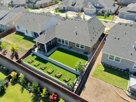 1642 S 50th Place Ridgefield WA 98642