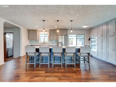 2803 Terry Avenue Longview WA 98632