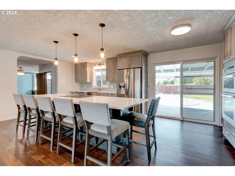 2803 Terry Avenue Longview WA 98632