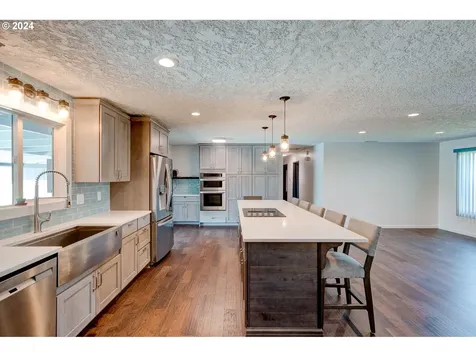 2803 Terry Avenue Longview WA 98632