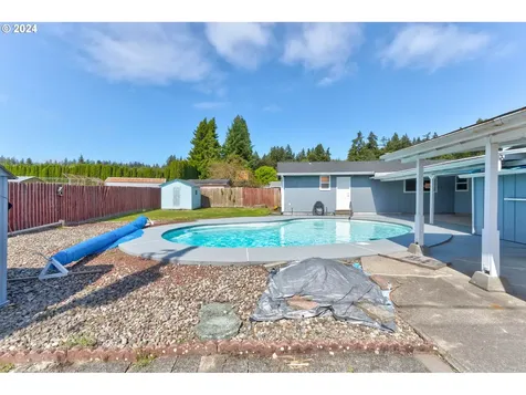 2803 Terry Avenue Longview WA 98632