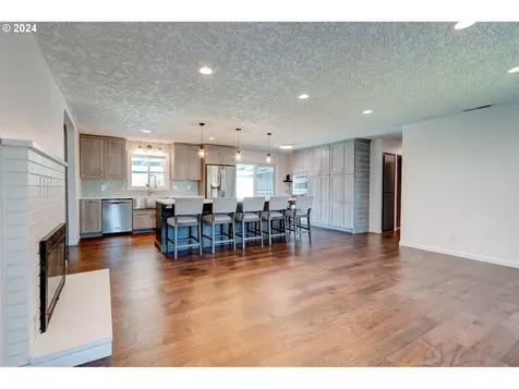 2803 Terry Avenue Longview WA 98632