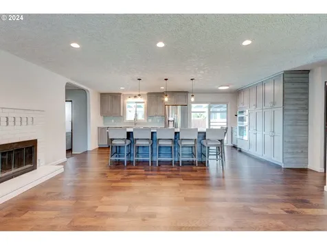 2803 Terry Avenue Longview WA 98632