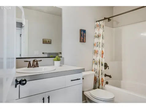 7182 Se Sarah Drive Adair Village OR 97330